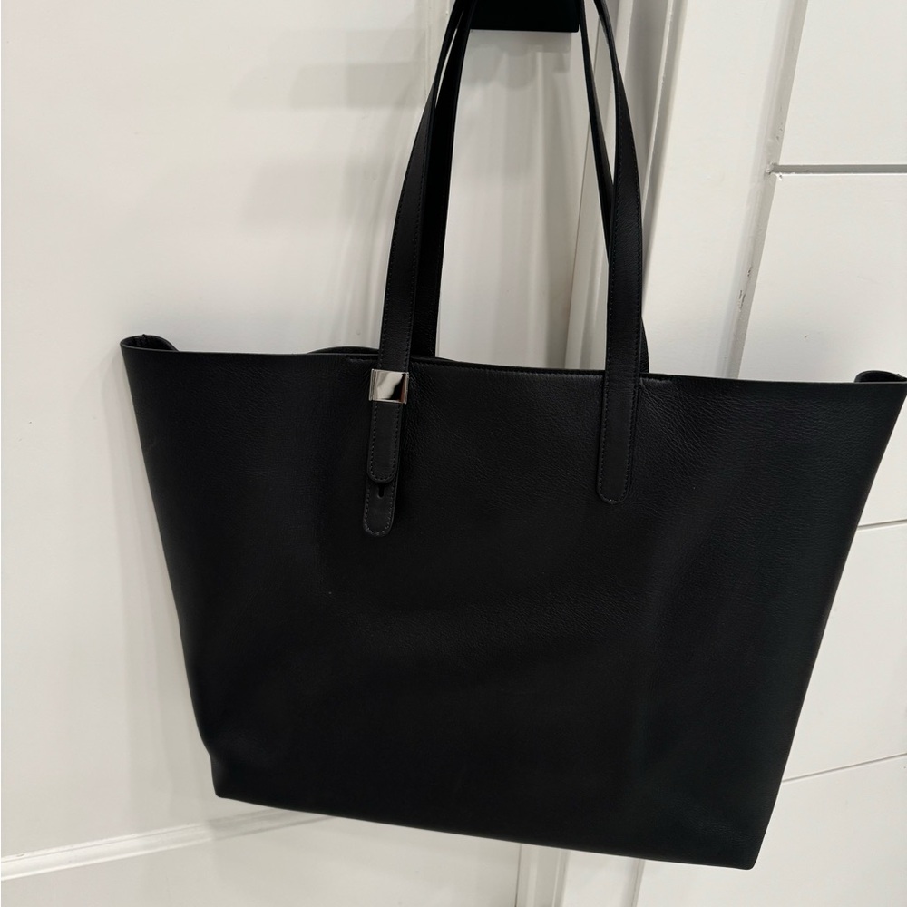 Everlane black leather tote. Brand new